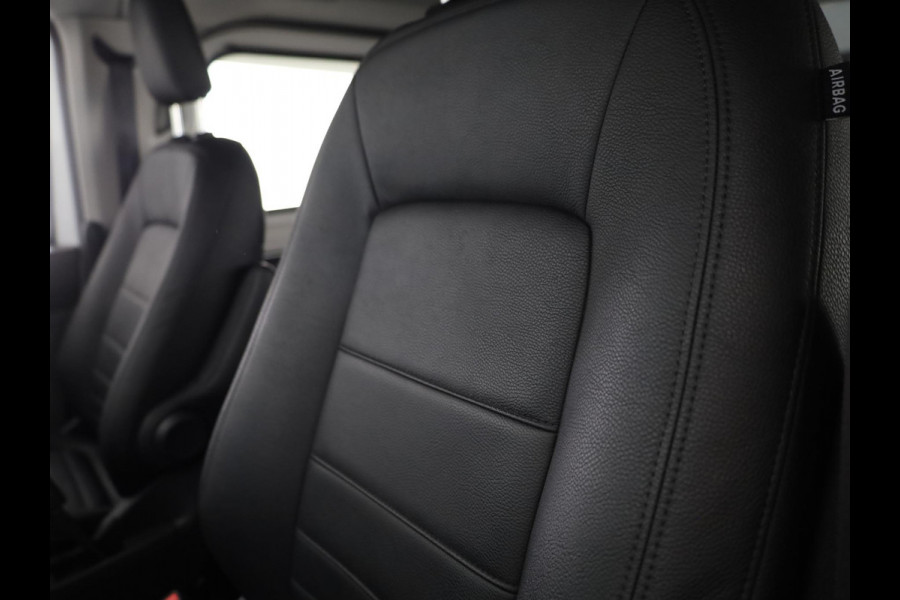 Volkswagen Transporter 2.0 TDI L2H1 30 4MOTION PanAmericana 170Pk Automaat DC Dubbele cabine | Verlengde garantie | Lederen bekleding | Trekhaak | Navigatie |