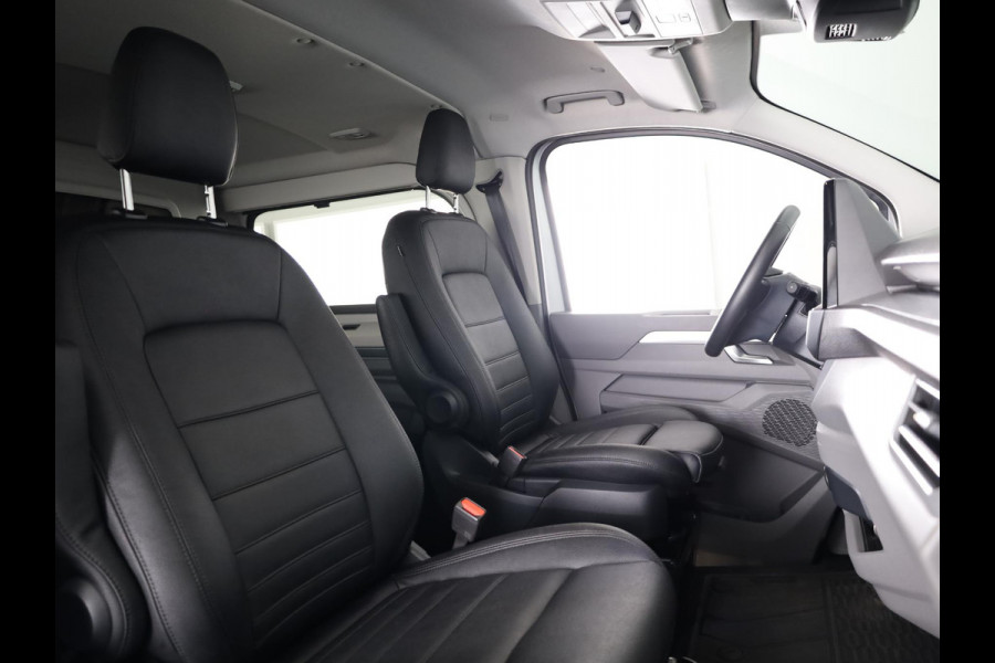 Volkswagen Transporter 2.0 TDI L2H1 30 4MOTION PanAmericana 170Pk Automaat DC Dubbele cabine | Verlengde garantie | Lederen bekleding | Trekhaak | Navigatie |