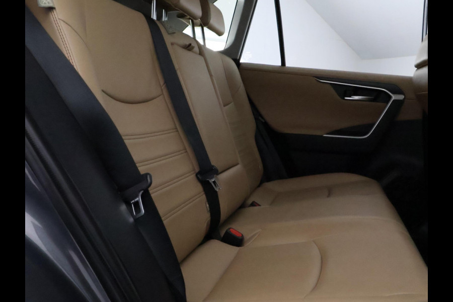 Toyota RAV4 2.5 Hybrid AWD Executive | 1650 KG trekgewicht | JBL Audio | Memory seats | 360° Camera | Stoelverwarming