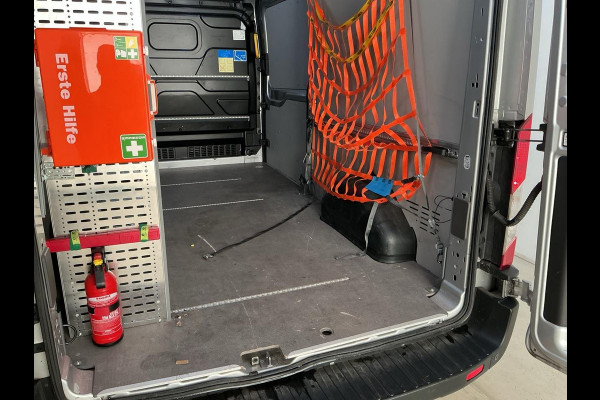 Ford Transit 350 2.0 TDCI L3H3 Limited 126.500 KM | Volledig ingerichte Laadruimte | Trekhaak | Full Options | BPM VRIJ! | ideaal voor Camper Ombouw! WORDT VERWACHT!