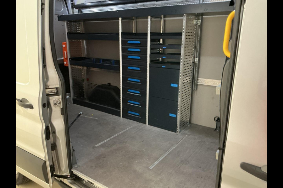 Ford Transit 350 2.0 TDCI L3H3 Limited 126.500 KM | Volledig ingerichte Laadruimte | Trekhaak | Full Options | BPM VRIJ! | ideaal voor Camper Ombouw! WORDT VERWACHT!