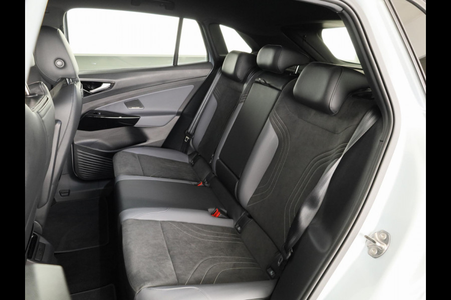 Volkswagen ID.4 Pro Limited Edition Plus 77 kWh | 360 Camera| SOH 100% | Head Up Display | Stoelverwarming | 20 inch |