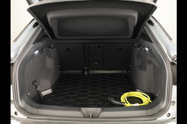Volkswagen ID.4 Pro Limited Edition Plus 77 kWh | 360 Camera| SOH 100% | Head Up Display | Stoelverwarming | 20 inch |