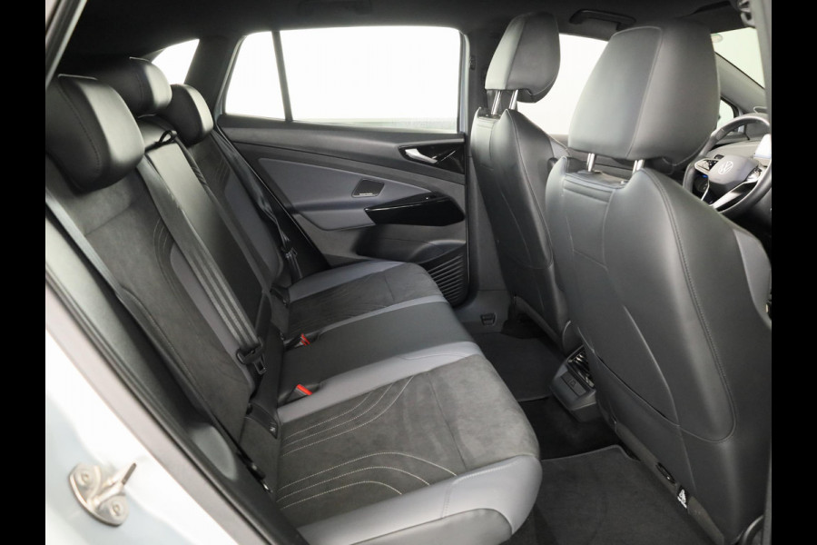Volkswagen ID.4 Pro Limited Edition Plus 77 kWh | 360 Camera| SOH 100% | Head Up Display | Stoelverwarming | 20 inch |