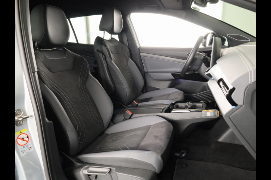 Volkswagen ID.4 Pro Limited Edition Plus 77 kWh | 360 Camera| SOH 100% | Head Up Display | Stoelverwarming | 20 inch |