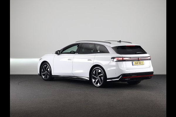 Volkswagen ID.7 Tourer Pro Business 77 kWh accu, 210 kW / 286 pk Variant | Navigatie | 360 Camera | Elektrische klep | Head Up display |