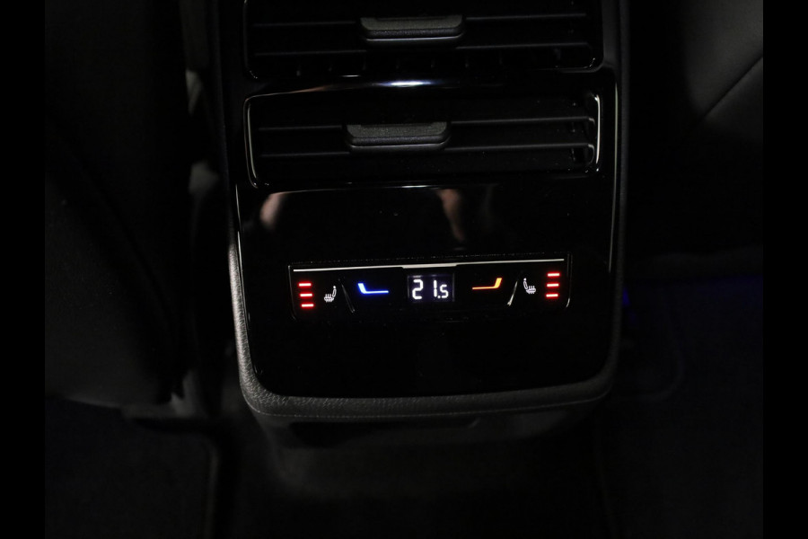Volkswagen ID.7 Tourer Pro Business 77 kWh accu, 210 kW / 286 pk Variant | Navigatie | 360 Camera | Elektrische klep | Head Up display |