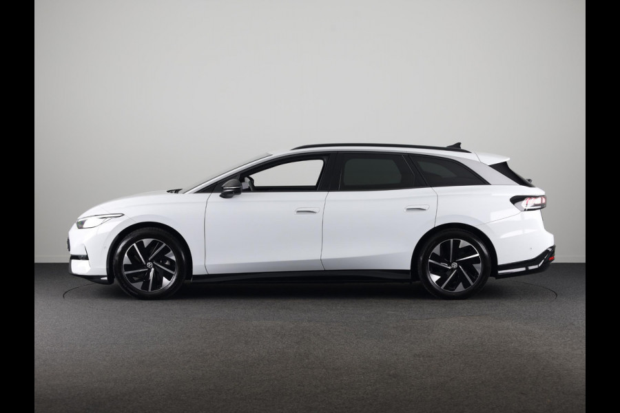 Volkswagen ID.7 Tourer Pro Business 77 kWh accu, 210 kW / 286 pk Variant | Navigatie | 360 Camera | Elektrische klep | Head Up display |