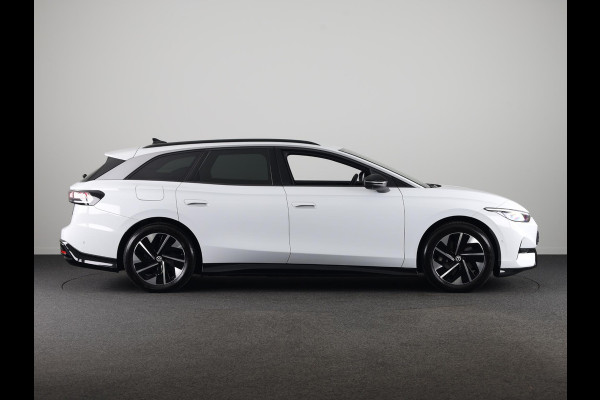 Volkswagen ID.7 Tourer Pro Business 77 kWh accu, 210 kW / 286 pk Variant | Navigatie | 360 Camera | Elektrische klep | Head Up display |