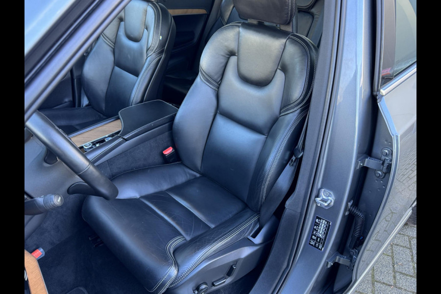 Volvo XC90 2.0 T8 Twin Engine AWD Inscription / 7 Persoons / Panoramadak / Luchtvering / Trekhaak / 20 Inch / Harman Kardon / Comfortstoelen / Stoelverwarming / Achteruitrijcamera / LED / Elektrisch Verstelbare Stoelen