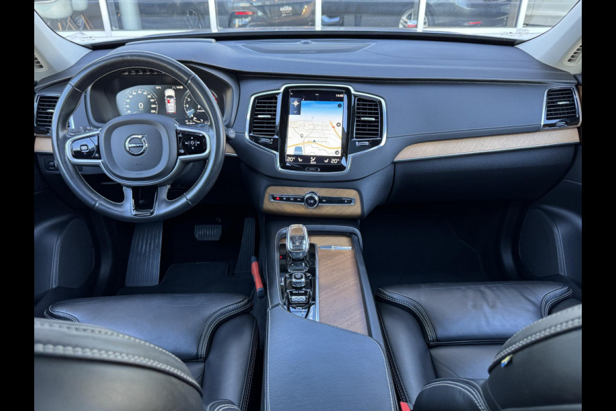 Volvo XC90 2.0 T8 Twin Engine AWD Inscription / 7 Persoons / Panoramadak / Luchtvering / Trekhaak / 20 Inch / Harman Kardon / Comfortstoelen / Stoelverwarming / Achteruitrijcamera / LED / Elektrisch Verstelbare Stoelen