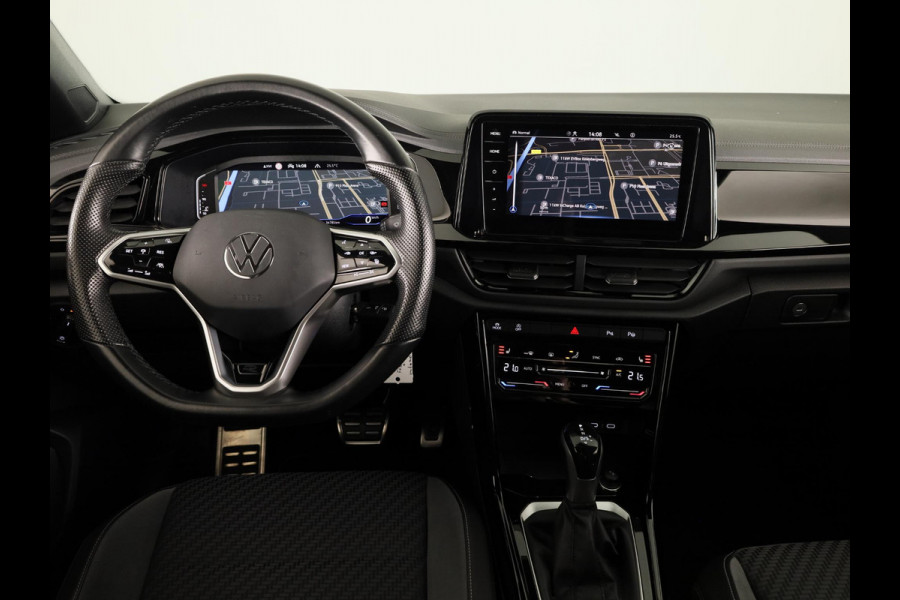 Volkswagen T-Roc Cabrio 1.5 TSI R-Line 150 pk Automaat (DSG) | Navigatie | Trekhaak (afneembaar) | Windscherm | Parkeersensoren (Park assist) | Achteruitrijcamera | Stoelverwarming | R-Line |
