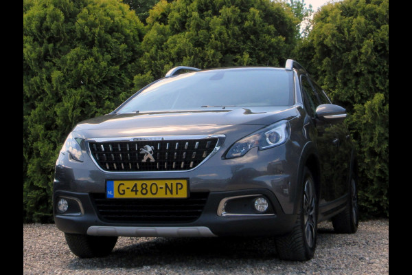 Peugeot 2008 1.2 PureTech Allure * Navi * Camera *
