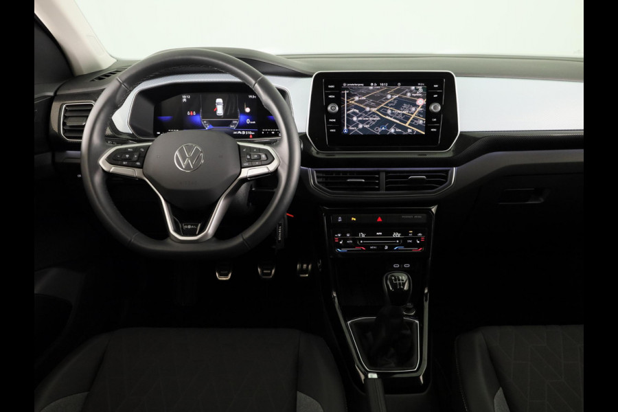 Volkswagen T-Cross 1.0 TSI Life Edition Goal 95PK | Navigatie | Parkeersensoren voor en achter | Stoelverwarming |