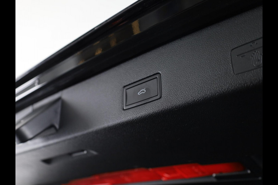 Volkswagen Golf variant Life Edition 1.5 eTSI 85 kW 116 pk Automaat (DSG) | Verlengde garantie | Navigatie via App | Parkeersensoren | Achteruitrijcamera | Stoelverwarming |
