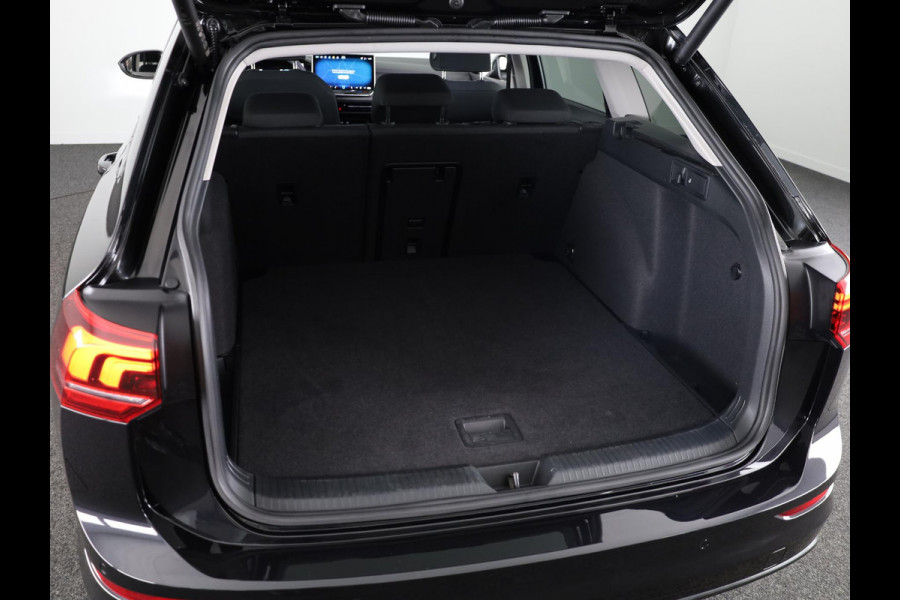 Volkswagen Golf variant Life Edition 1.5 eTSI 85 kW 116 pk Automaat (DSG) | Verlengde garantie | Navigatie via App | Parkeersensoren | Achteruitrijcamera | Stoelverwarming |