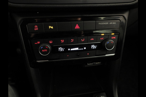 Volkswagen T-Cross 1.0 TSI Life 95 pk | Navigatie | Parkeersensoren | Autom. airco | Adaptieve cruise control |