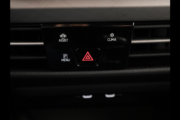 Volkswagen Golf Life Edition 1.5 TSI 85 kW 116 pk | Verlengde garantie | Navigatie via App | Parkeersensoren | Achteruitrijcamera | Stoel/stuur verwarming |