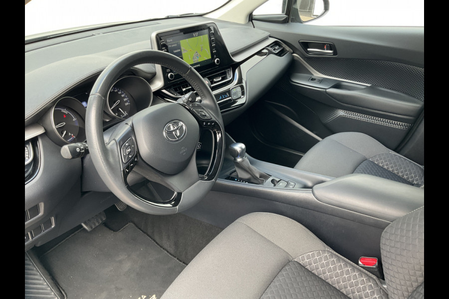 Toyota C-HR 1.8 Hybrid Carplay Camera Adapt.Cruise Hoge Zit DAB Business
