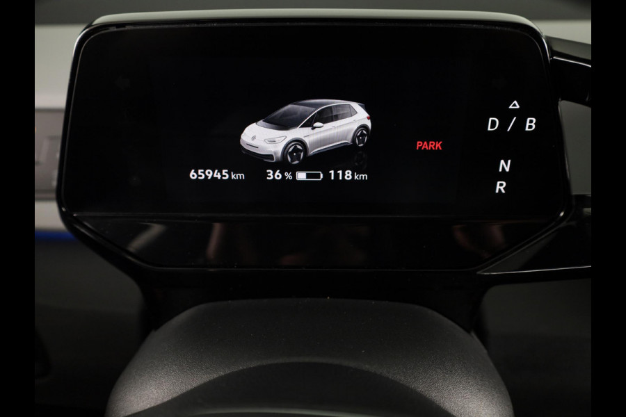 Volkswagen ID.3 First Plus 58 kWh | SoH 86,98% | 204 PK | Navigatie | 19" Lm velgen | Parkeercamera |