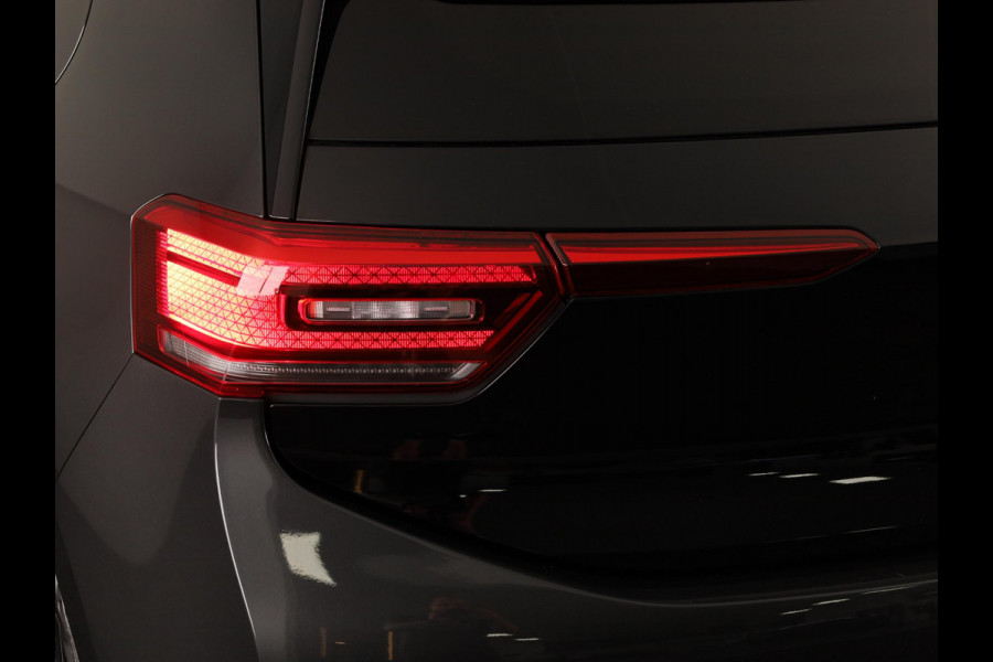 Volkswagen ID.3 First Plus 58 kWh | SoH 86,98% | 204 PK | Navigatie | 19" Lm velgen | Parkeercamera |