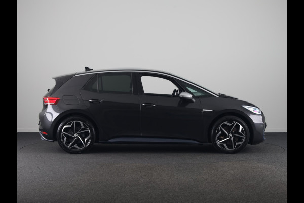 Volkswagen ID.3 First Plus 58 kWh | SoH 86,98% | 204 PK | Navigatie | 19" Lm velgen | Parkeercamera |