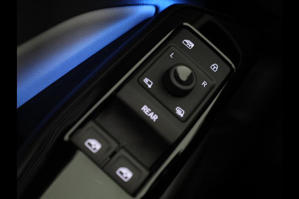 Volkswagen ID.3 First Plus 58 kWh | SoH 86,98% | 204 PK | Navigatie | 19" Lm velgen | Parkeercamera |