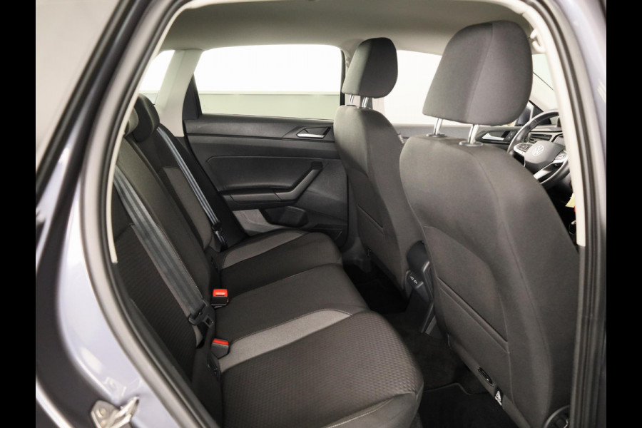 Volkswagen Polo 1.0 TSI Life 95 pk | Navigatie | Parkeersensoren | Autom. airco | Adaptieve cruise control | LED koplampen | Stoelverwarming |