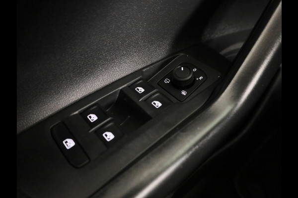 Volkswagen Polo 1.0 TSI Life 95 pk | Navigatie | Parkeersensoren | Autom. airco | Adaptieve cruise control | LED koplampen | Stoelverwarming |