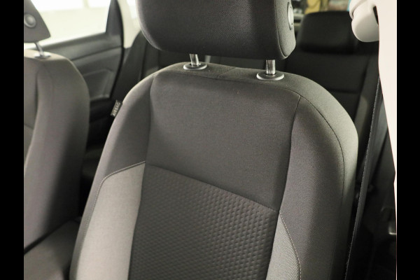 Volkswagen Polo 1.0 TSI Life 95 pk | Navigatie | Parkeersensoren | Autom. airco | Adaptieve cruise control | LED koplampen | Stoelverwarming |