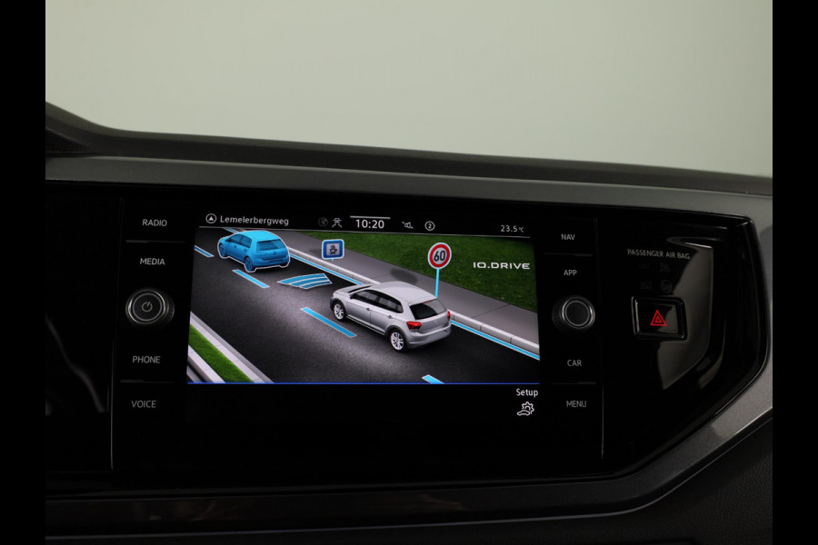 Volkswagen Polo 1.0 TSI Style 95 pk | Navigatie | Parkeersensoren | Autom. airco | Stoelverwarming | Apple Carplay/Android Auto |