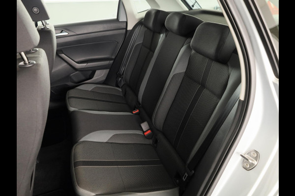 Volkswagen Polo 1.0 TSI Style 95 pk | Navigatie | Parkeersensoren | Autom. airco | Stoelverwarming | Apple Carplay/Android Auto |