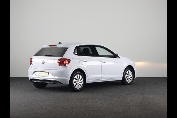 Volkswagen Polo 1.0 TSI Comfortline 95 pk | Navigatie | Parkeersensoren | Adaptieve cruise control | Apple Carplay/Android Auto |