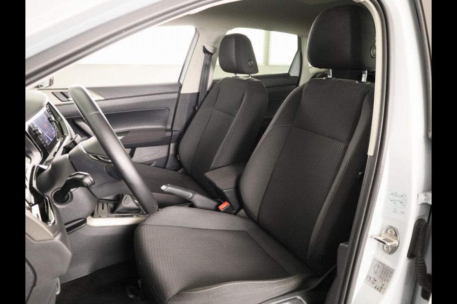 Volkswagen Polo 1.0 TSI Comfortline 95 pk | Navigatie | Parkeersensoren | Adaptieve cruise control | Apple Carplay/Android Auto |