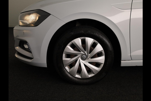 Volkswagen Polo 1.0 TSI Comfortline 95 pk | Navigatie | Parkeersensoren | Adaptieve cruise control | Apple Carplay/Android Auto |