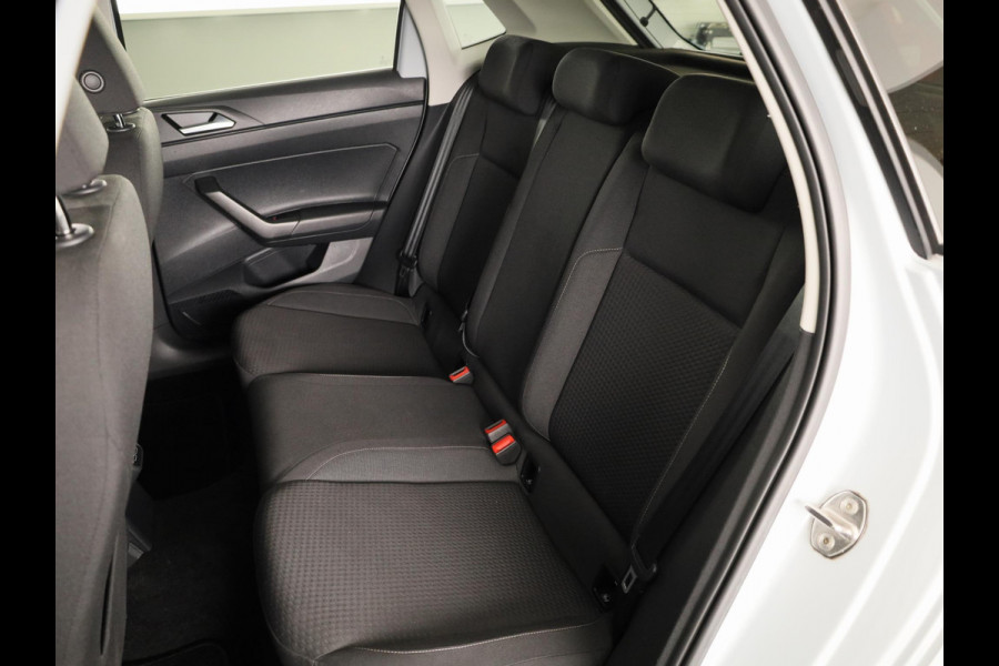 Volkswagen Polo 1.0 TSI Comfortline 95 pk | Navigatie | Parkeersensoren | Adaptieve cruise control | Apple Carplay/Android Auto |