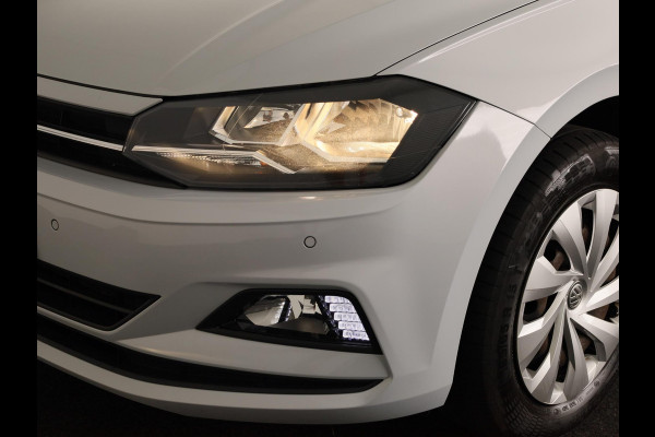 Volkswagen Polo 1.0 TSI Comfortline 95 pk | Navigatie | Parkeersensoren | Adaptieve cruise control | Apple Carplay/Android Auto |