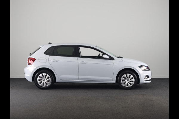Volkswagen Polo 1.0 TSI Comfortline 95 pk | Navigatie | Parkeersensoren | Adaptieve cruise control | Apple Carplay/Android Auto |