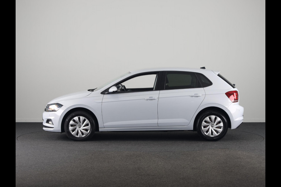 Volkswagen Polo 1.0 TSI Comfortline 95 pk | Navigatie | Parkeersensoren | Adaptieve cruise control | Apple Carplay/Android Auto |