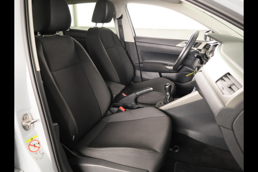 Volkswagen Polo 1.0 TSI Comfortline 95 pk | Navigatie | Parkeersensoren | Adaptieve cruise control | Apple Carplay/Android Auto |