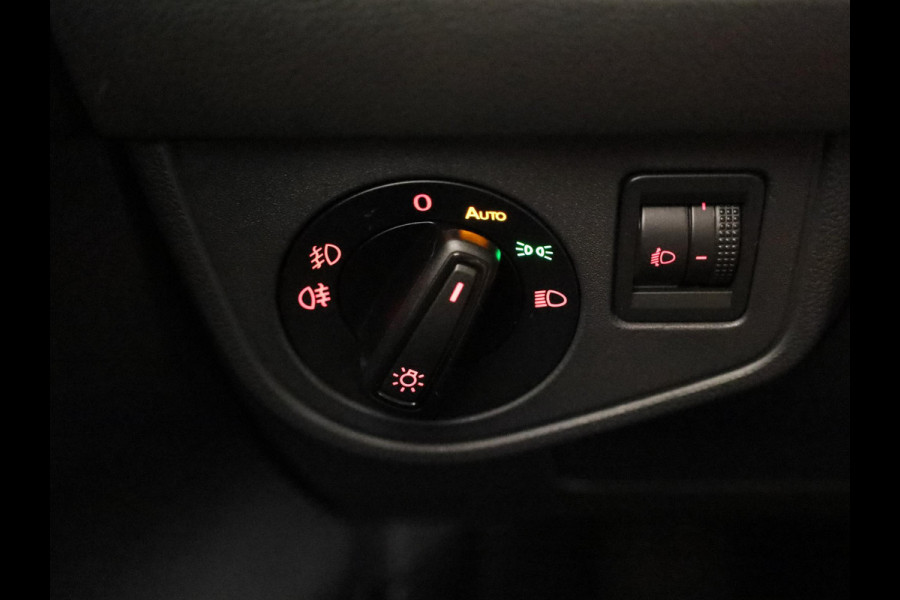 Volkswagen Polo 1.0 TSI Comfortline 95 pk | Navigatie | Parkeersensoren | Adaptieve cruise control | Apple Carplay/Android Auto |