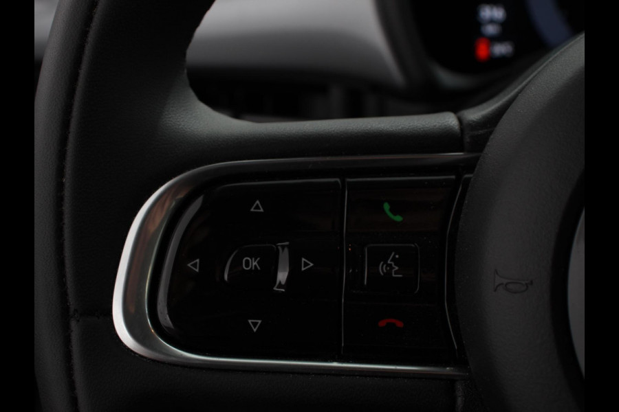 Fiat 500E Urban 42 kWh Airco Climatronic 360 Camera Stoelverwarming Keyless Wireless CarPlay Dodehoek Assistant 85 kW Charger Actieradius 320km WLTP