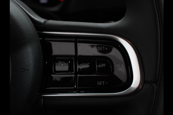 Fiat 500E Urban 42 kWh Airco Climatronic 360 Camera Stoelverwarming Keyless Wireless CarPlay Dodehoek Assistant 85 kW Charger Actieradius 320km WLTP