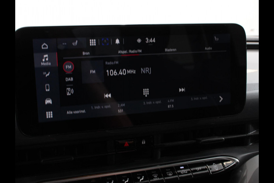 Fiat 500E Urban 42 kWh Airco Climatronic 360 Camera Stoelverwarming Keyless Wireless CarPlay Dodehoek Assistant 85 kW Charger Actieradius 320km WLTP