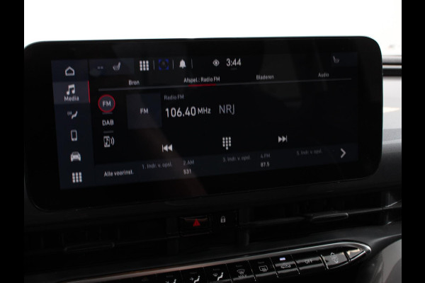 Fiat 500E Urban 42 kWh Airco Climatronic 360 Camera Stoelverwarming Keyless Wireless CarPlay Dodehoek Assistant 85 kW Charger Actieradius 320km WLTP