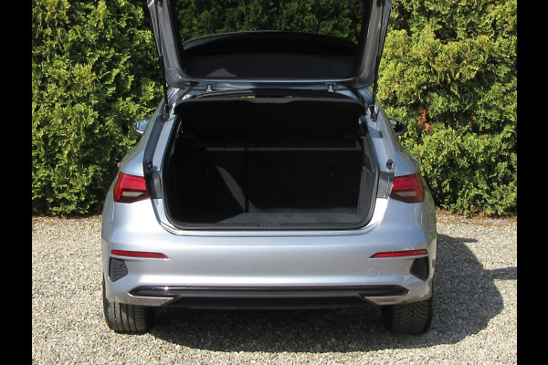 Audi A3 Sportback 30 TFSI Edition * Camera * Virt. cockpit * Carplay *