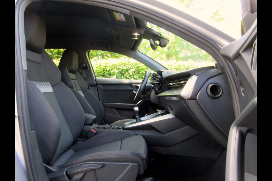 Audi A3 Sportback 30 TFSI Edition * Camera * Virt. cockpit * Carplay *