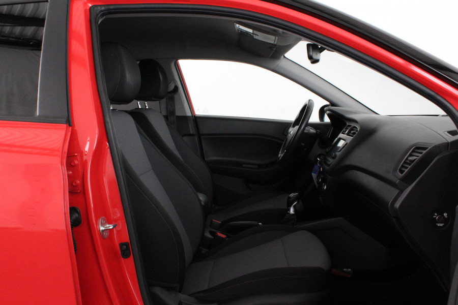 Hyundai i20 1.0 T-GDI Comfort > 110pk/Camera/Navi/Cruise control/15 inch/Zwart dak...