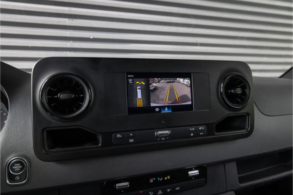 Mercedes-Benz Sprinter 317 L3H2 RWD Trekhaak - MBUX