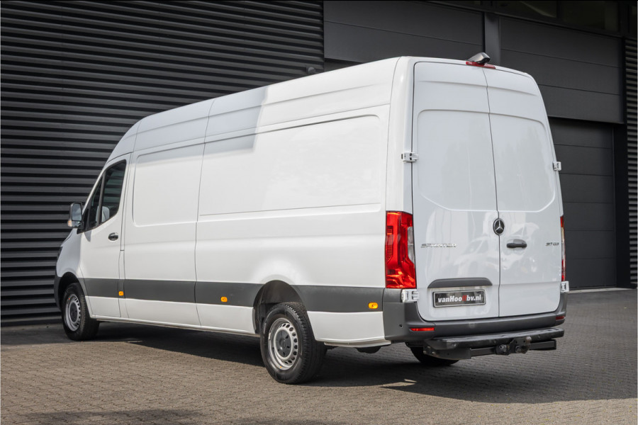Mercedes-Benz Sprinter 317 L3H2 RWD Trekhaak - MBUX